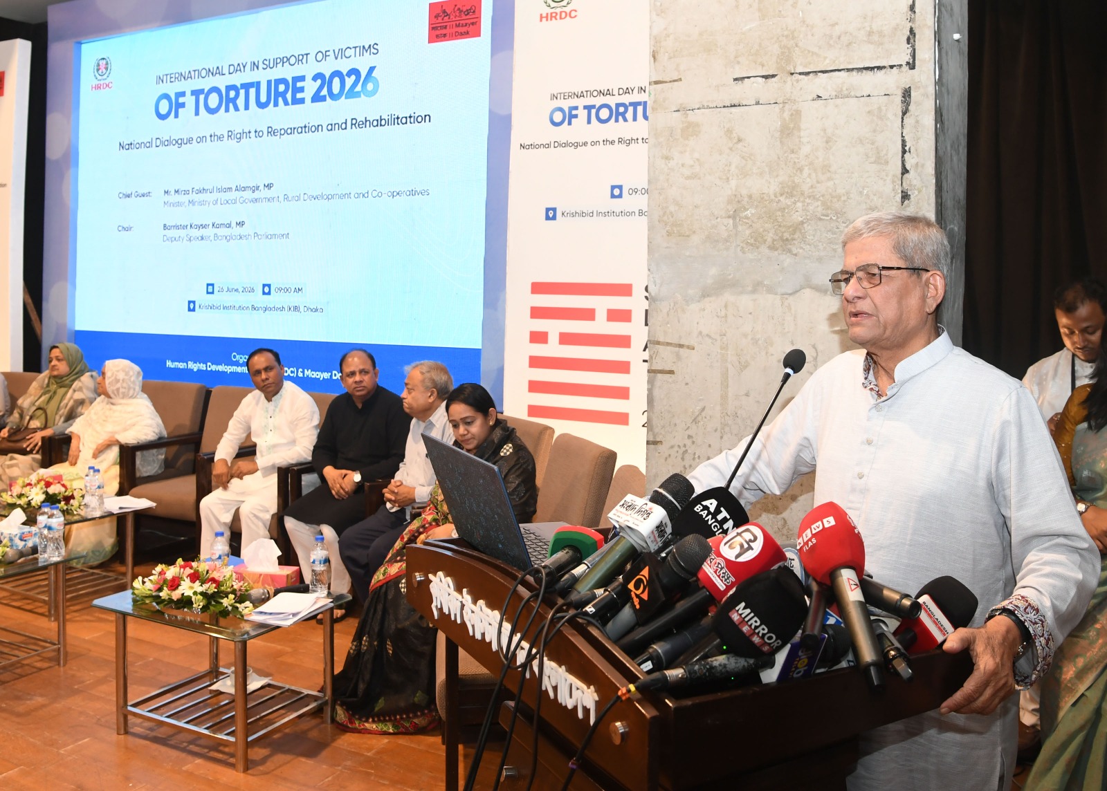 গুমের শিকার পরিবারের জন্য বিশেষ ভাতা চালুর উদ্যোগ; দায়ীদের বিচার নিশ্চিত করা হবে: স্থানীয় সরকার মন্ত্রী